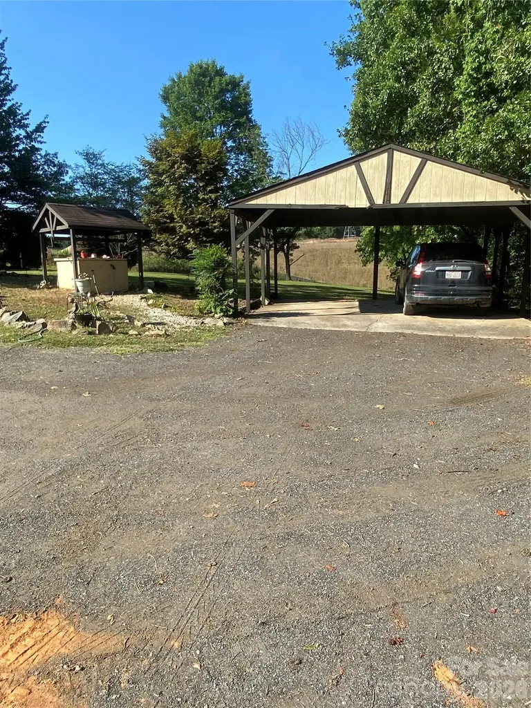 146 Duck Cove Road Belmont NC 28012