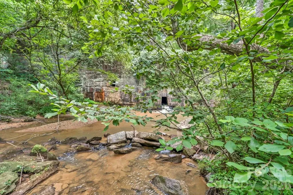 1568 Watermill Road Morganton NC 28655