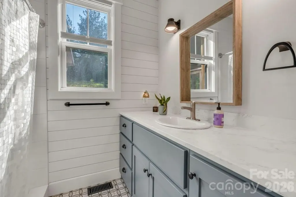 1568 Watermill Road Morganton NC 28655