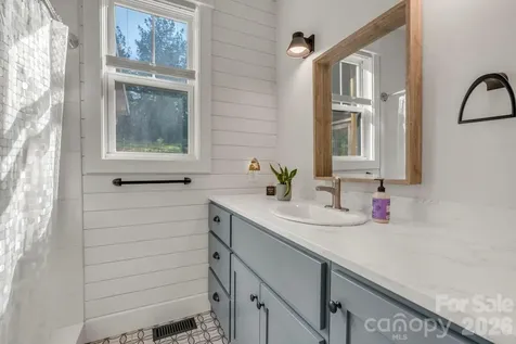 1568 Watermill Road Morganton NC 28655
