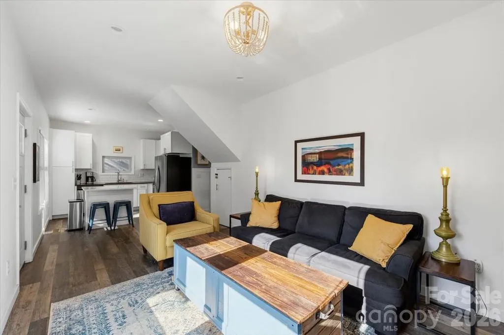 109 Portmanvilla Road Black Mountain NC 28711