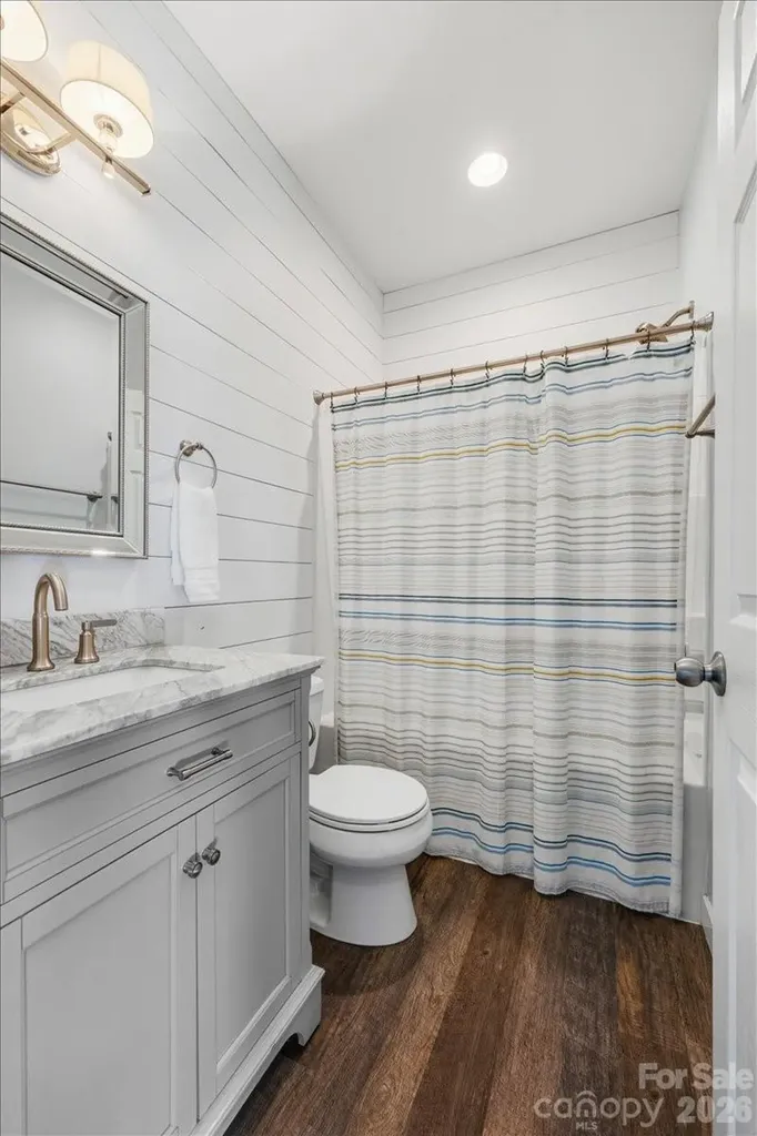 109 Portmanvilla Road Black Mountain NC 28711