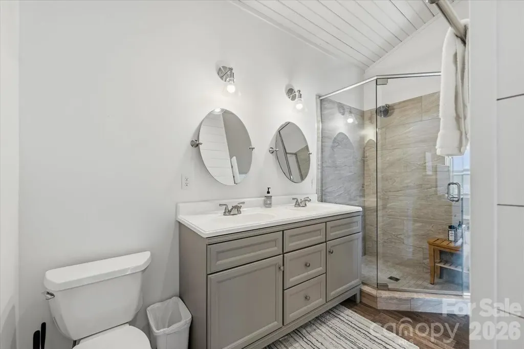109 Portmanvilla Road Black Mountain NC 28711