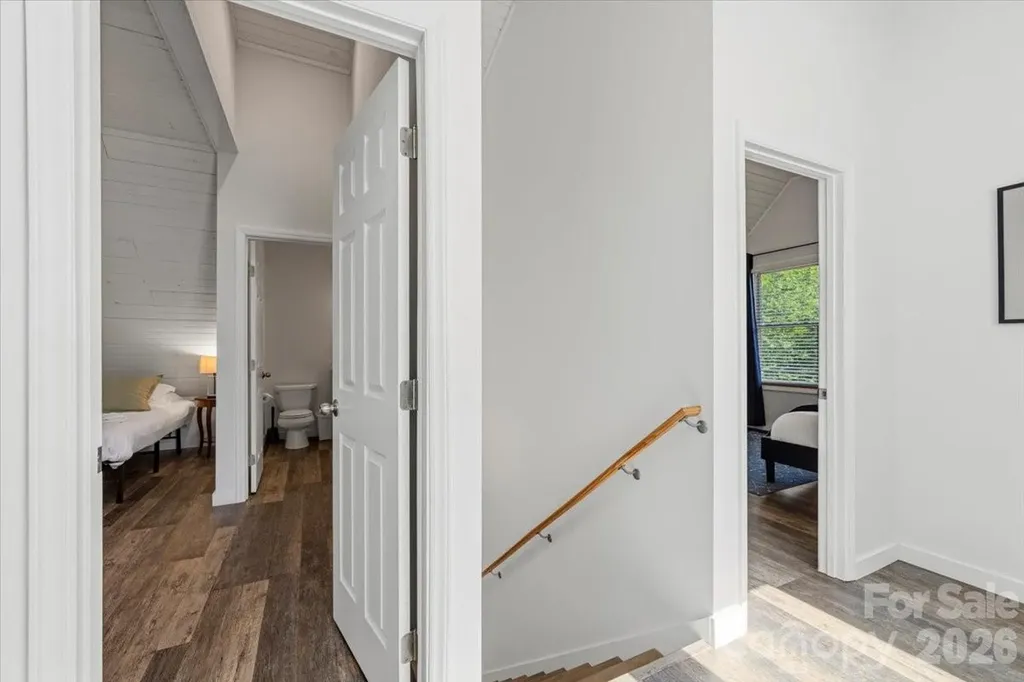 109 Portmanvilla Road Black Mountain NC 28711