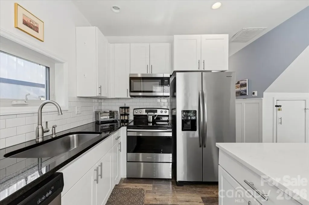 109 Portmanvilla Road Black Mountain NC 28711