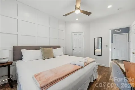 109 Portmanvilla Road Black Mountain NC 28711