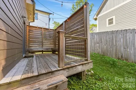 109 Portmanvilla Road Black Mountain NC 28711