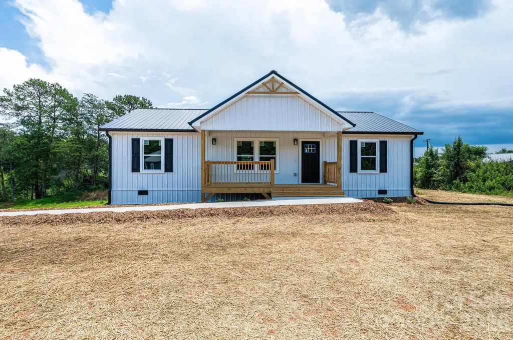 112 Dove Street SW Lenoir NC 28645