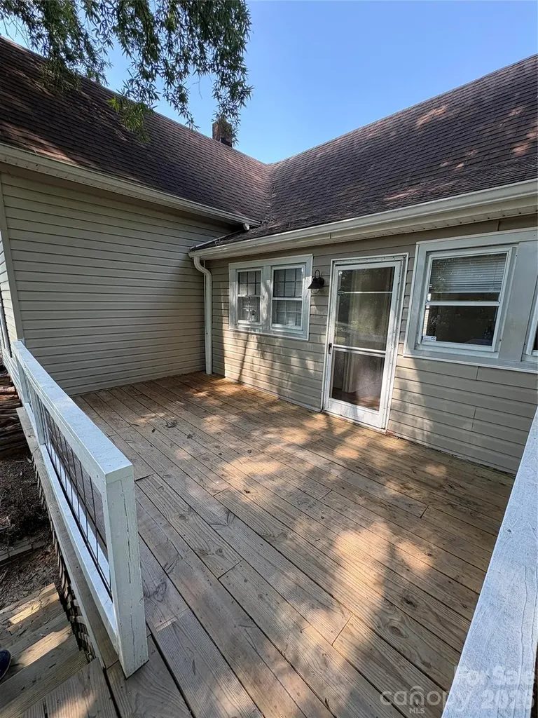705 Parker Street Albemarle NC 28001