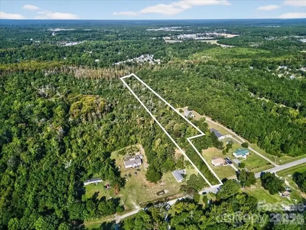 110 Unknown Name Road SE Leland NC 28451