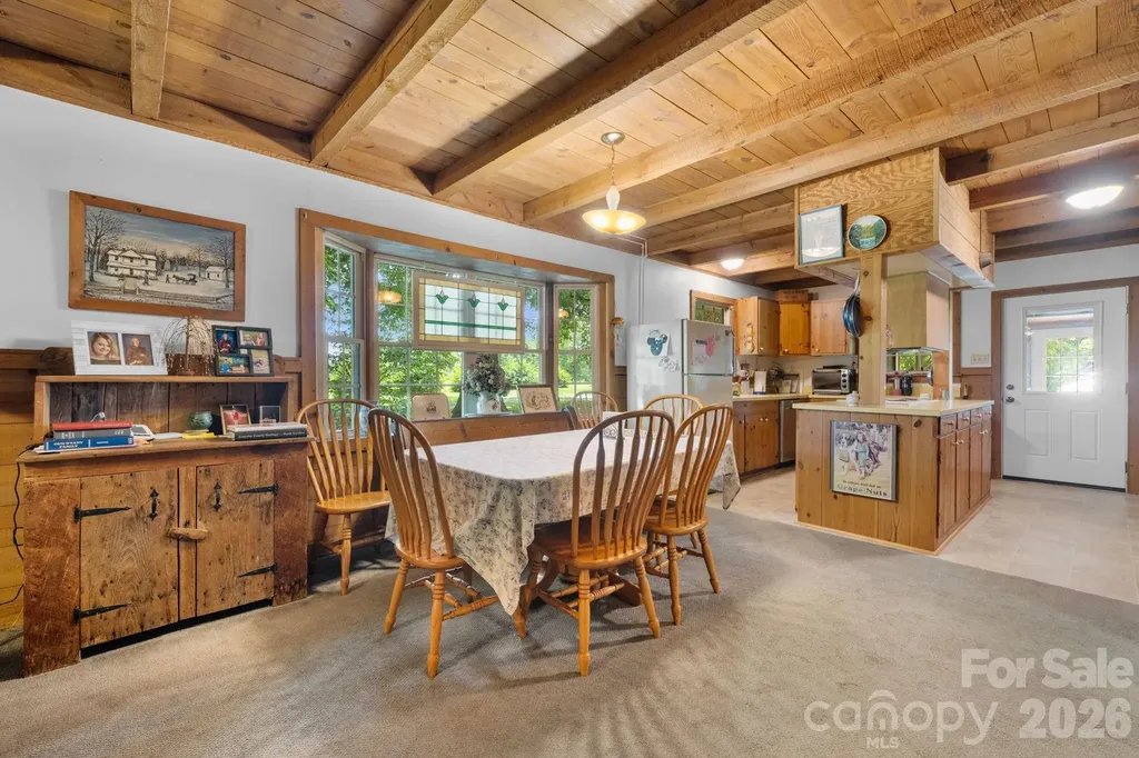 2097 Hermit Trail Newton NC 28658