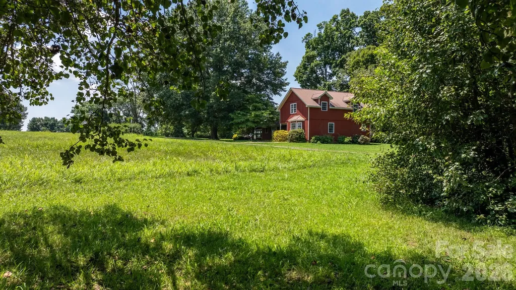 2097 Hermit Trail Newton NC 28658