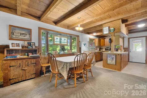 2097 Hermit Trail Newton NC 28658