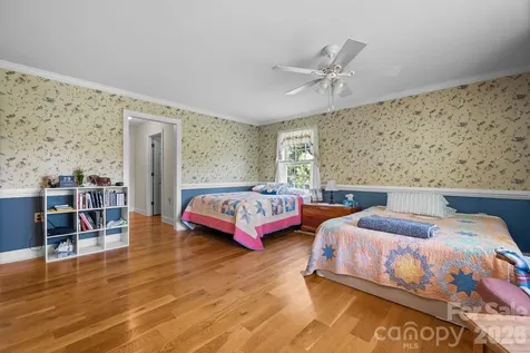 2097 Hermit Trail Newton NC 28658