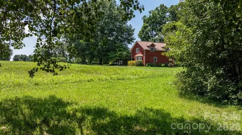2097 Hermit Trail Newton NC 28658