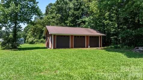 2097 Hermit Trail Newton NC 28658