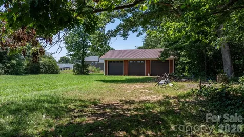 2097 Hermit Trail Newton NC 28658