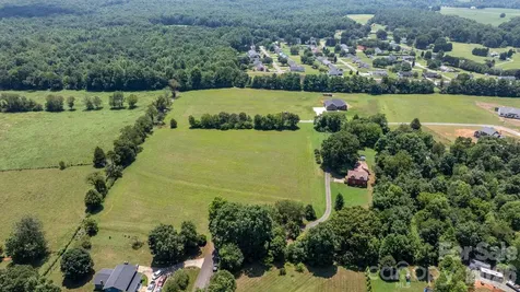 2097 Hermit Trail Newton NC 28658