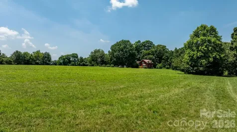 2097 Hermit Trail Newton NC 28658