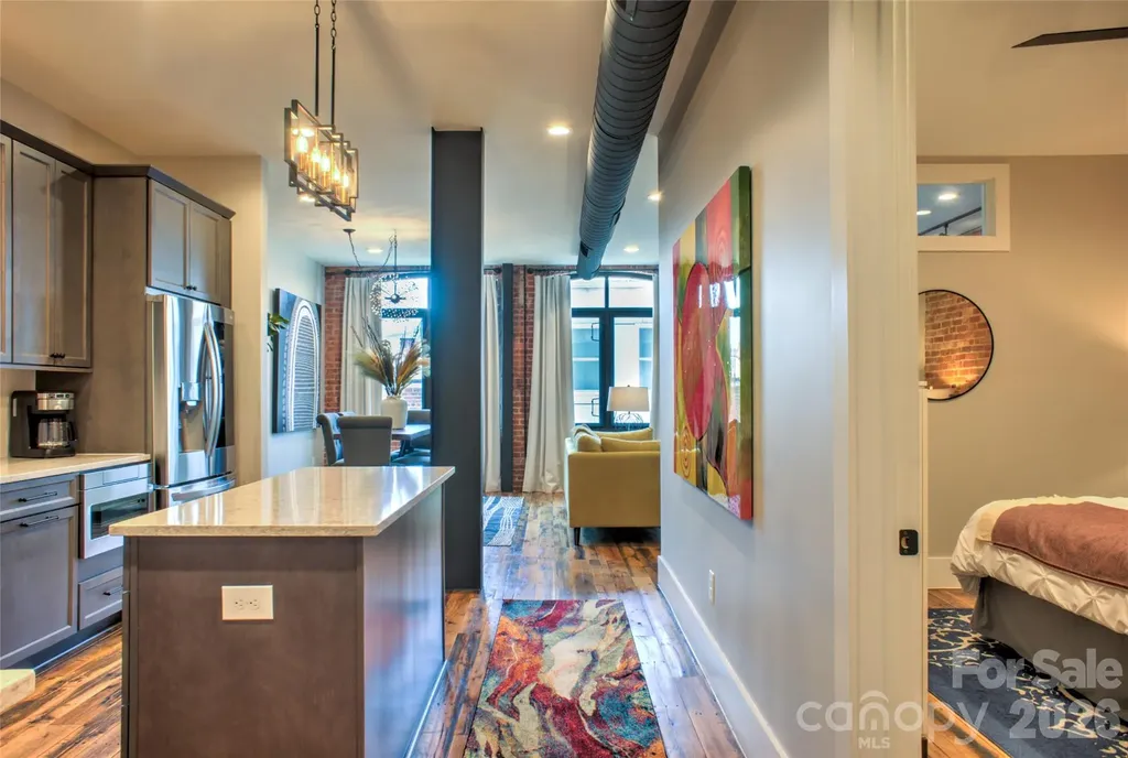 17 N Market Street Asheville NC 28801