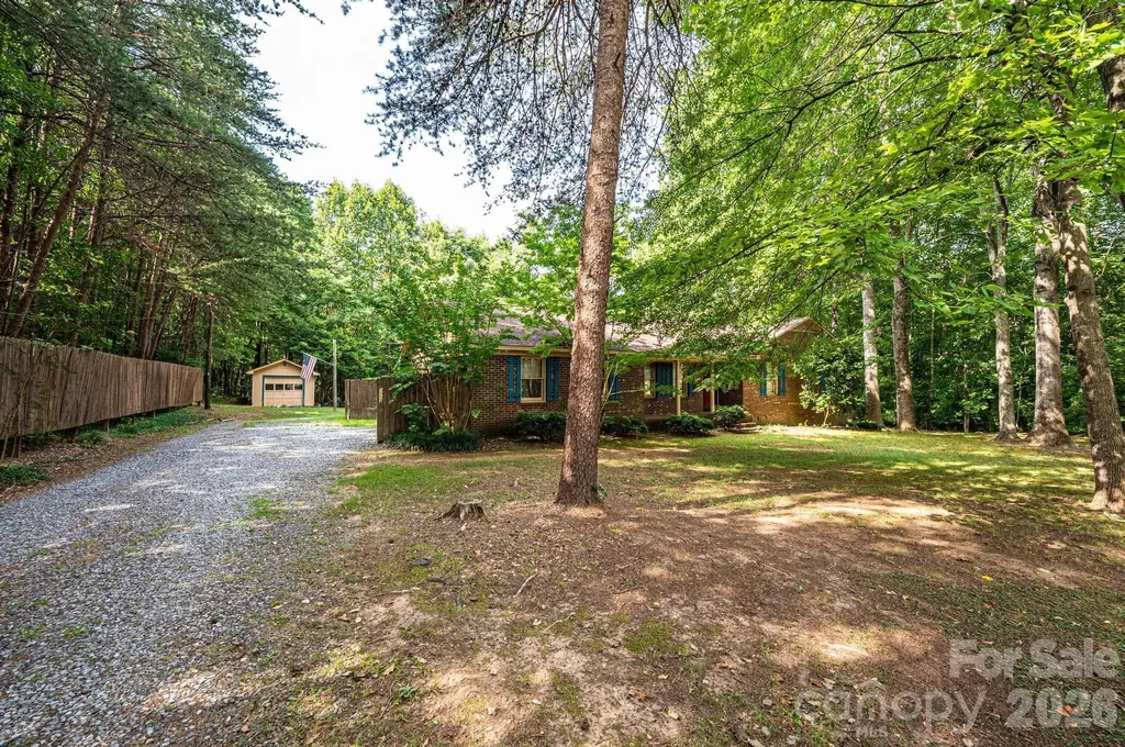 1113 Ponderosa Road Lincolnton NC 28092