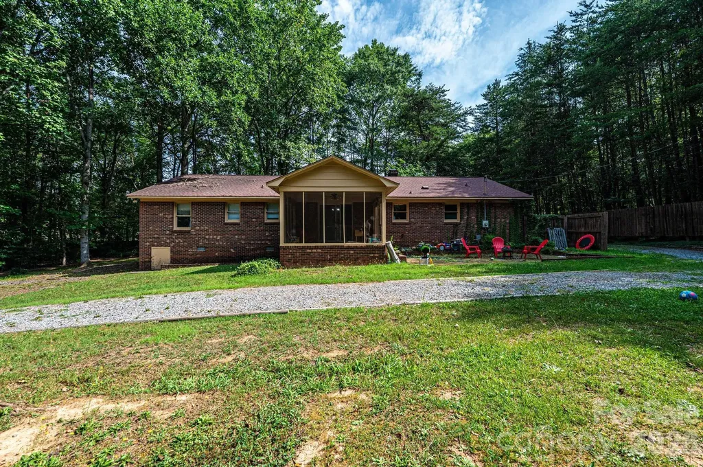 1113 Ponderosa Road Lincolnton NC 28092