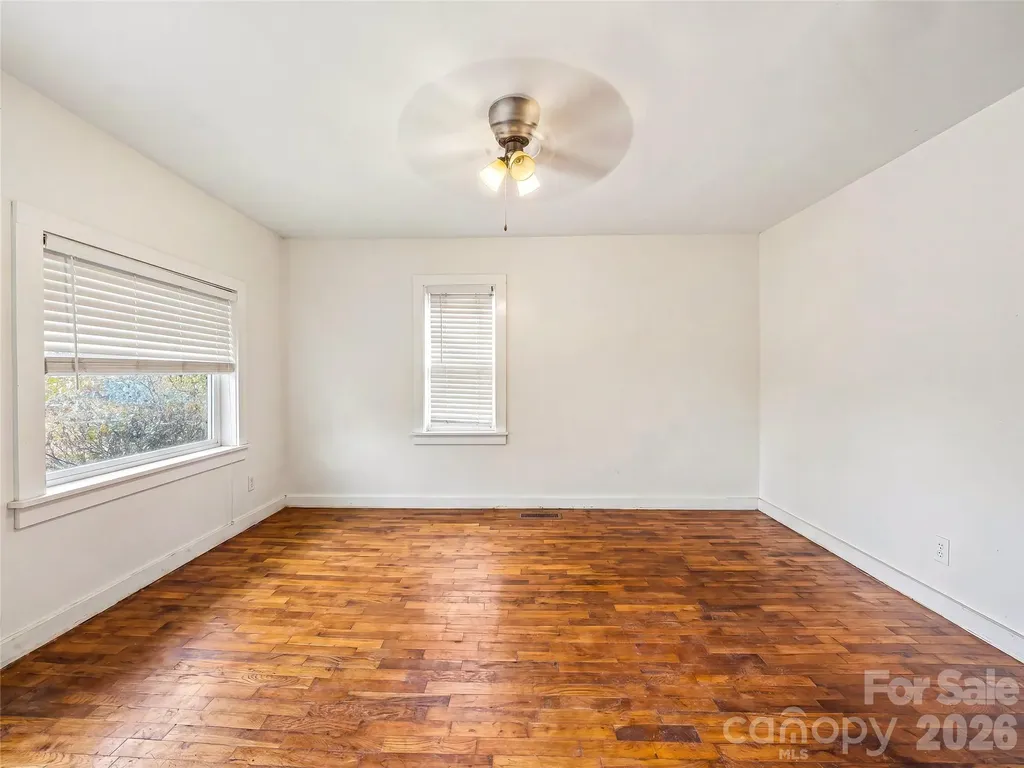 214 Short Michigan Avenue Asheville NC 28806