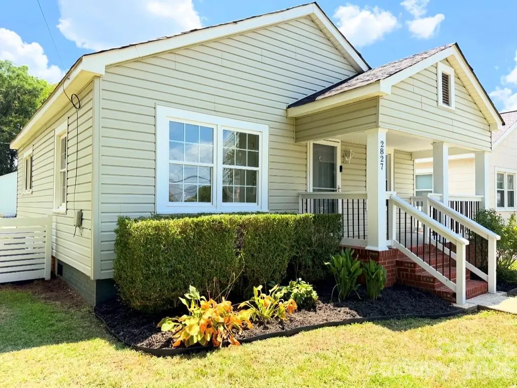 2827 E Long Avenue Gastonia NC 28054