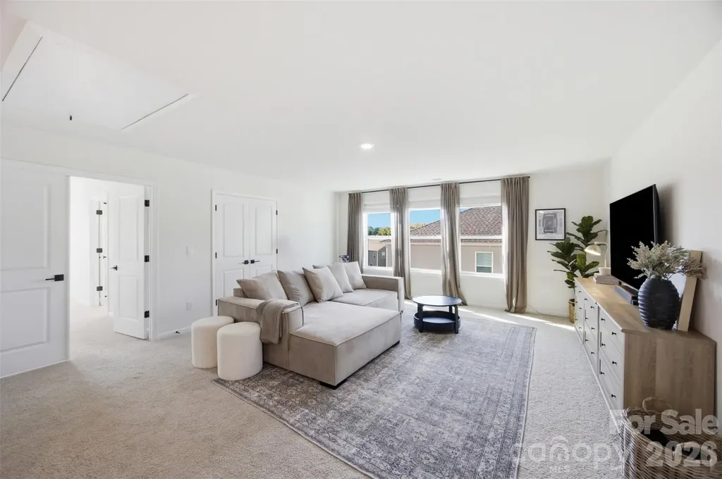 5821 Casper Drive Charlotte NC 28214