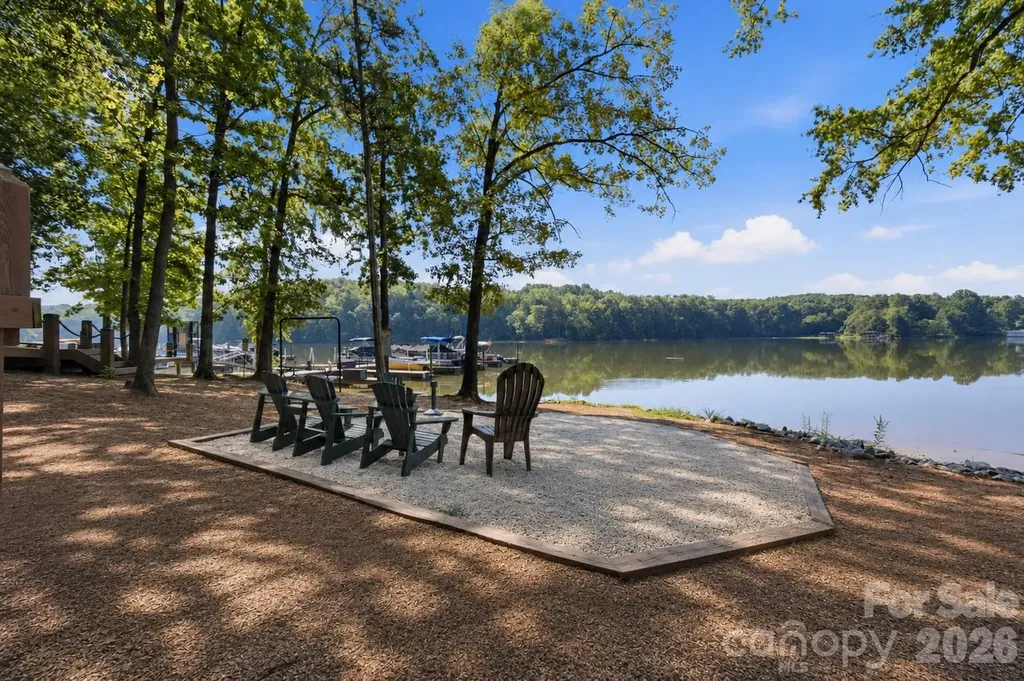 5821 Casper Drive Charlotte NC 28214