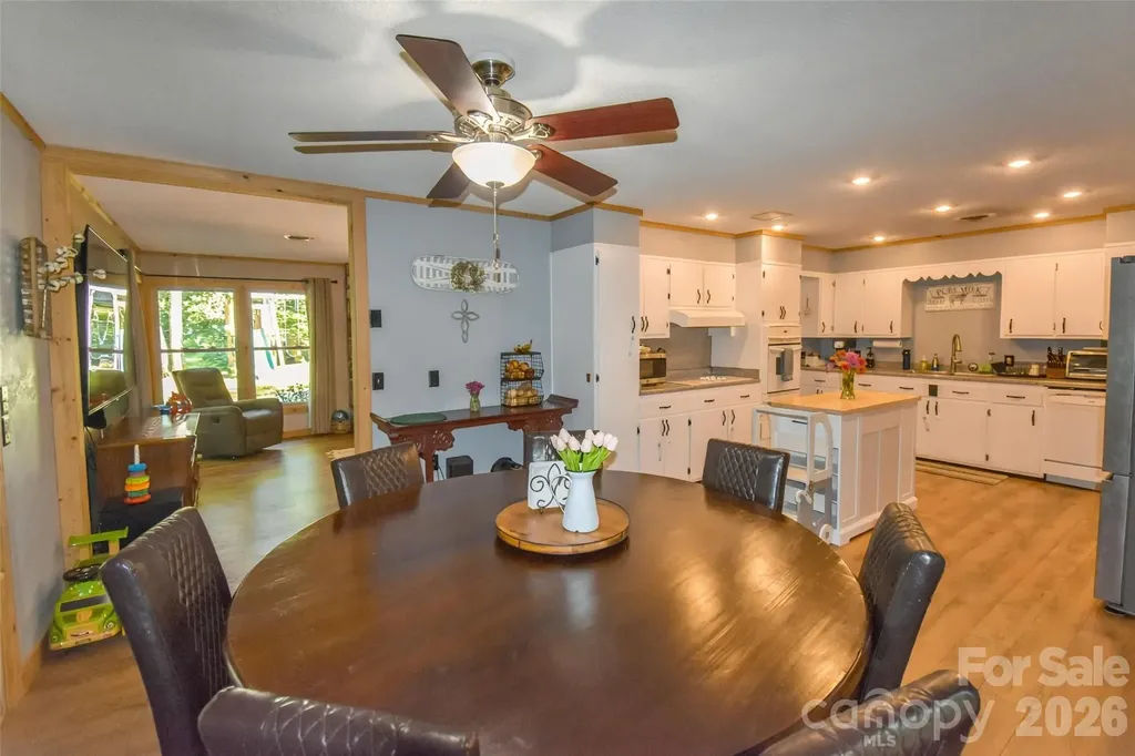 336 Hillside Road Penrose NC 28766