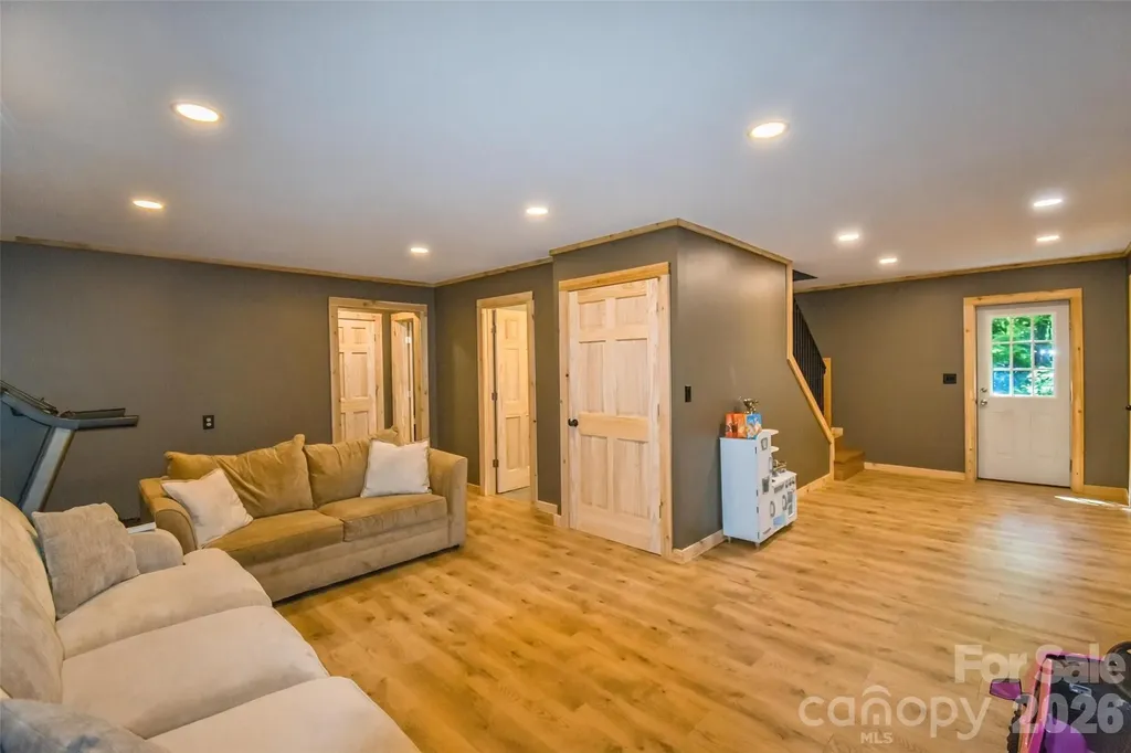 336 Hillside Road Penrose NC 28766