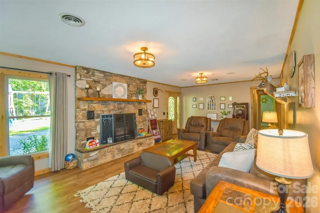 336 Hillside Road Penrose NC 28766
