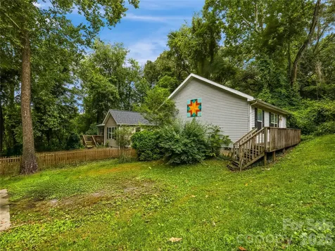 144 Hanover Street Asheville NC 28806