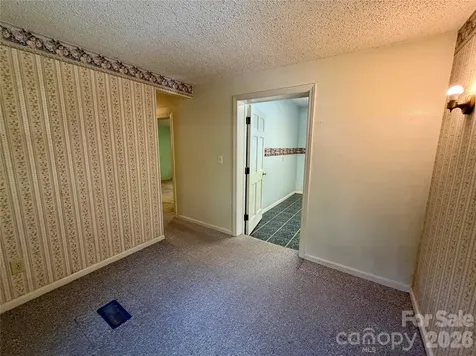 5 Dewberry Drive Hendersonville NC 28792