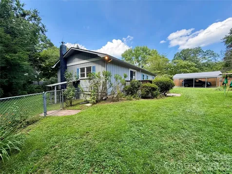 5 Dewberry Drive Hendersonville NC 28792
