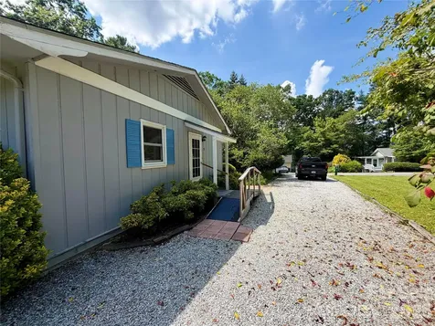 5 Dewberry Drive Hendersonville NC 28792