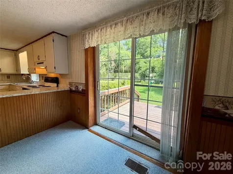 5 Dewberry Drive Hendersonville NC 28792