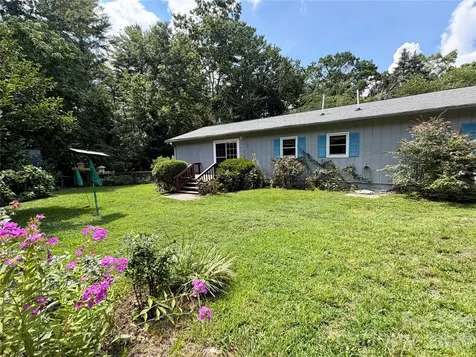 5 Dewberry Drive Hendersonville NC 28792