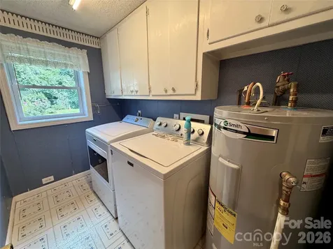 5 Dewberry Drive Hendersonville NC 28792