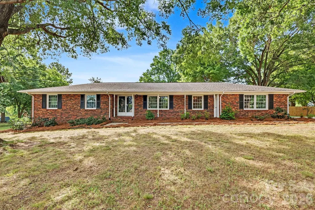 425 Valhalla Drive Harrisburg NC 28075