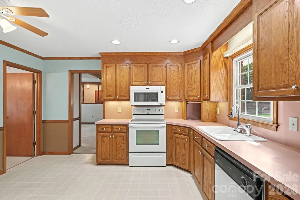 425 Valhalla Drive Harrisburg NC 28075