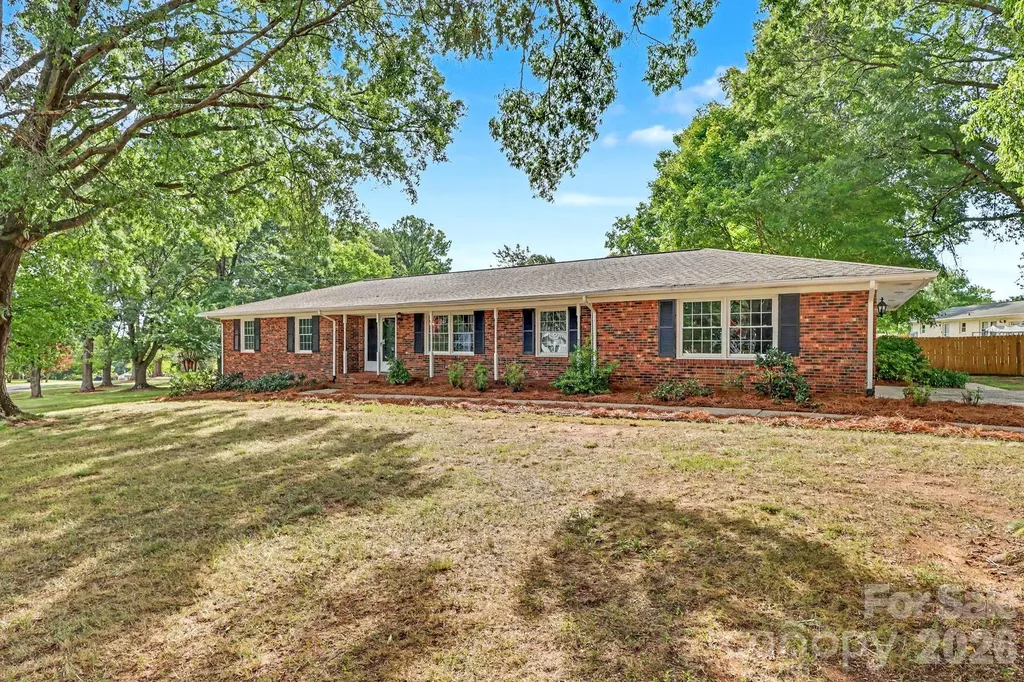 425 Valhalla Drive Harrisburg NC 28075