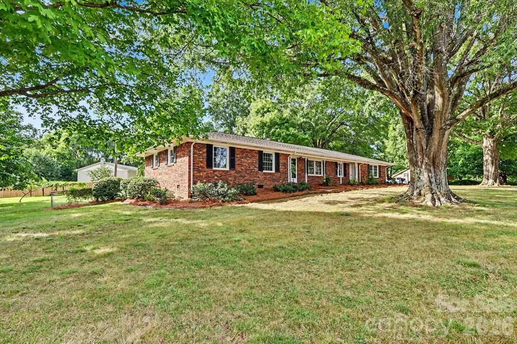 425 Valhalla Drive Harrisburg NC 28075