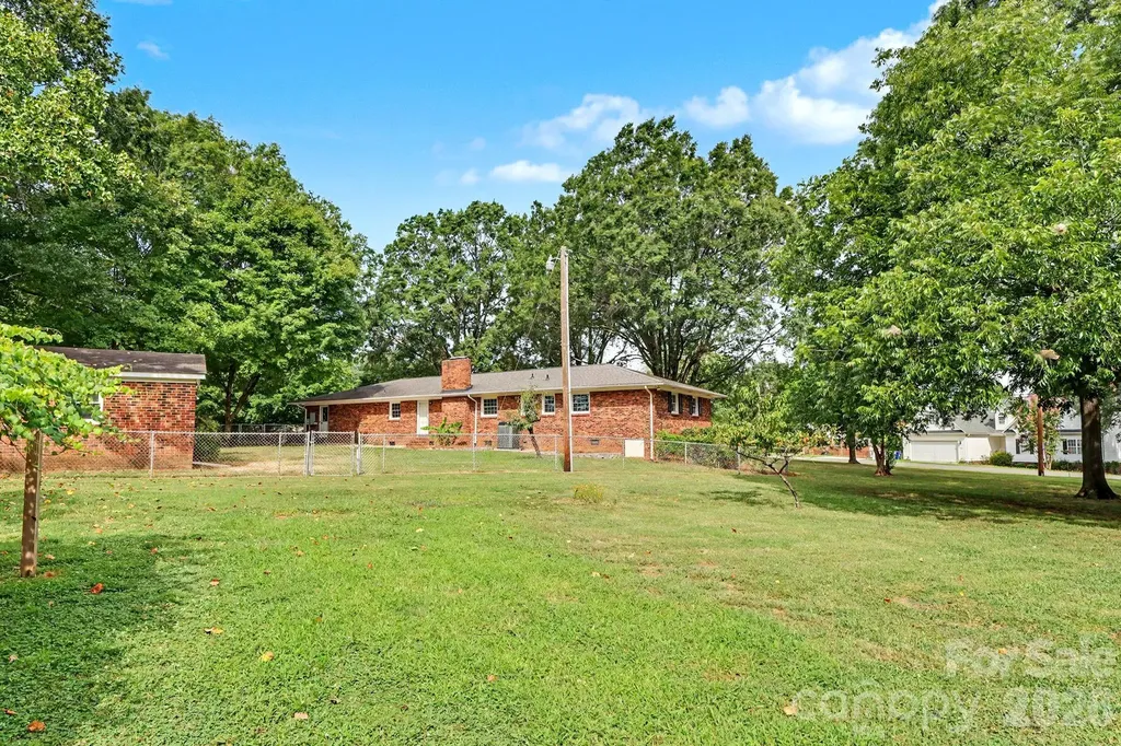 425 Valhalla Drive Harrisburg NC 28075