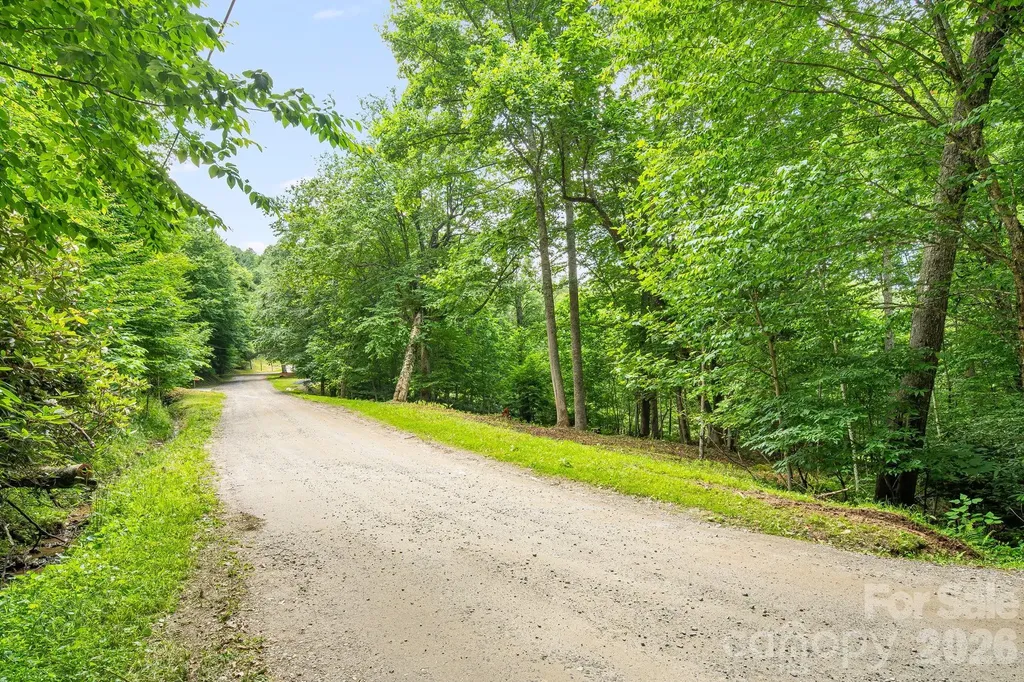646 El Miner Drive Mars Hill NC 28754