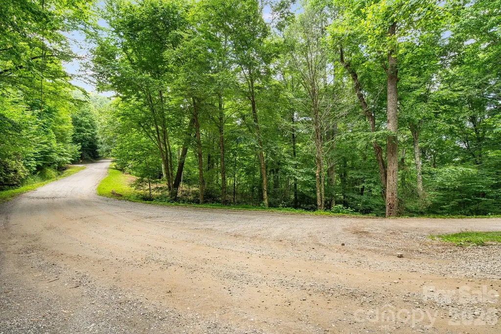 646 El Miner Drive Mars Hill NC 28754