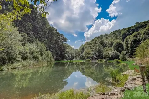 646 El Miner Drive Mars Hill NC 28754