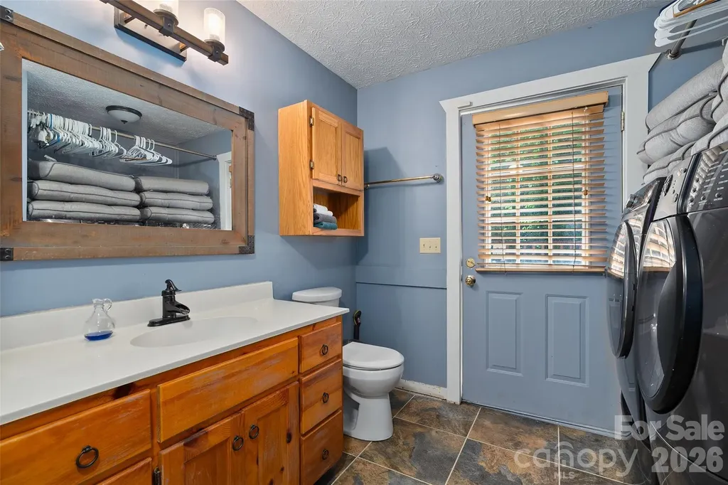 976 Wildcat Run Maggie Valley NC 28751
