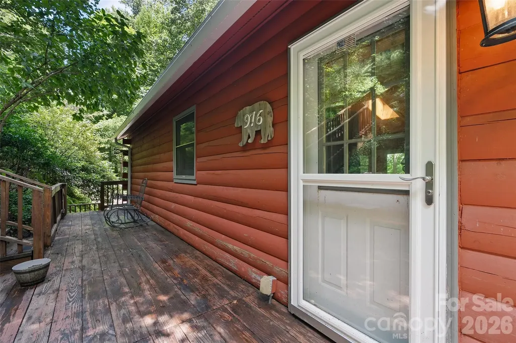 976 Wildcat Run Maggie Valley NC 28751